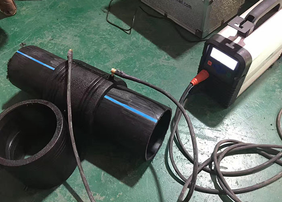 2.2KW পিপিআর ইলেক্ট্রোফিউশন ওয়েল্ডিং মেশিন 20-200 মিমি ইলেক্ট্রোফিউশন পাইপ ওয়েল্ডার