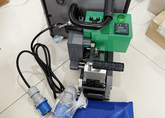 CX900 হট উইজ ওয়েল্ডার 1800W ওয়েল্ডিং জন্য 0.8-3.0mm এইচডিপিই Geomembrane পুকুর Liner