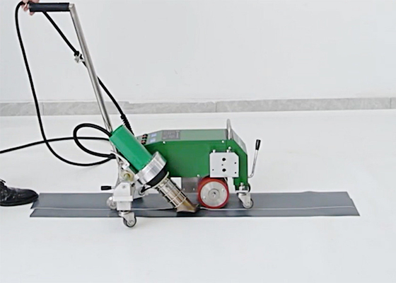 পিভিসি টারপুলিন হট এয়ার ওয়েল্ডার 20V 4200W ওভারল্যাপ ওয়েল্ডিং মেশিন