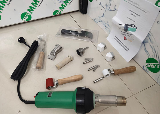 তরপলিন পিভিসি ব্যানার এবং একক প্লাই ছাদ জন্য 230v 1600W হট এয়ার ওয়েল্ডিং মেশিন